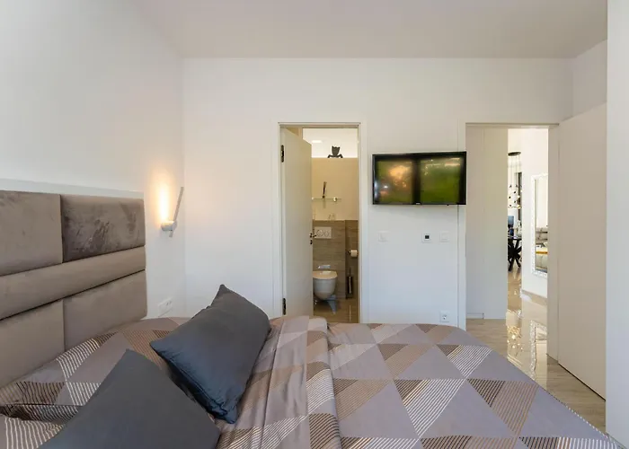 Gorgeous In Apartman Rovanjska