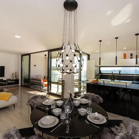 Gorgeous In Appartement