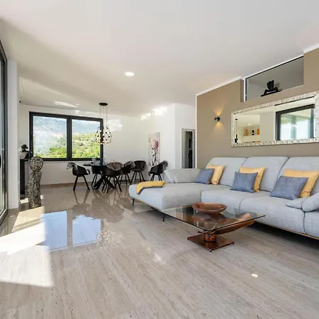 Gorgeous In Appartement *